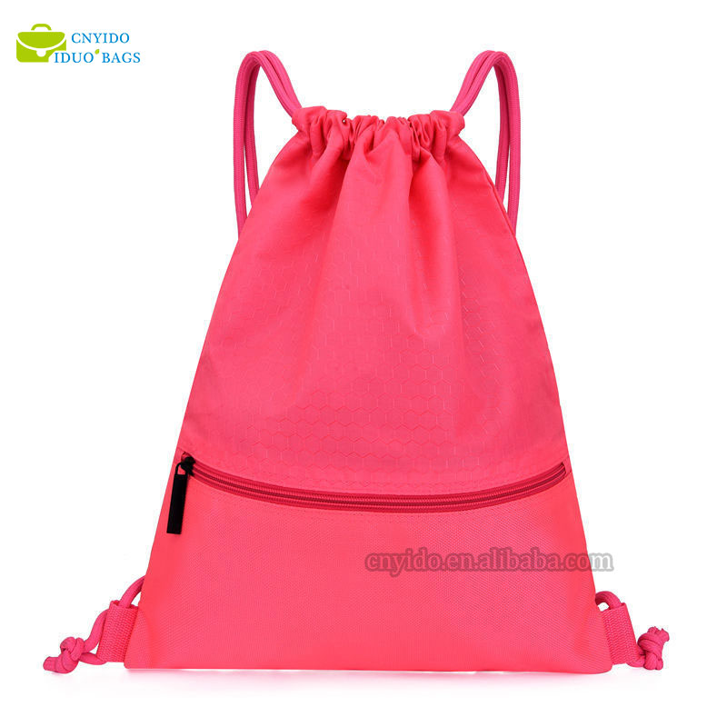 Apa bedane antarane tas garing lan tas ransel anti banyu?